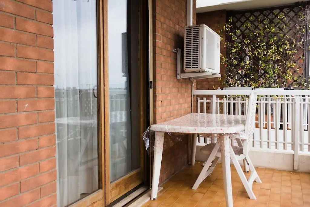 Warm Apartment Near Vatican City Rome