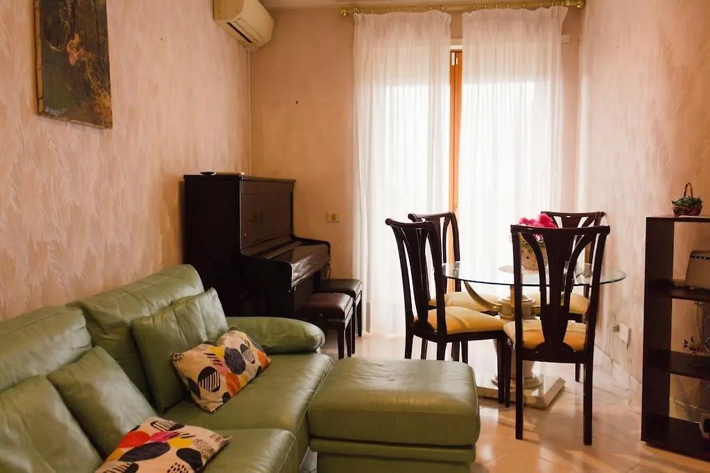 Warm Apartment Near Vatican City Rome